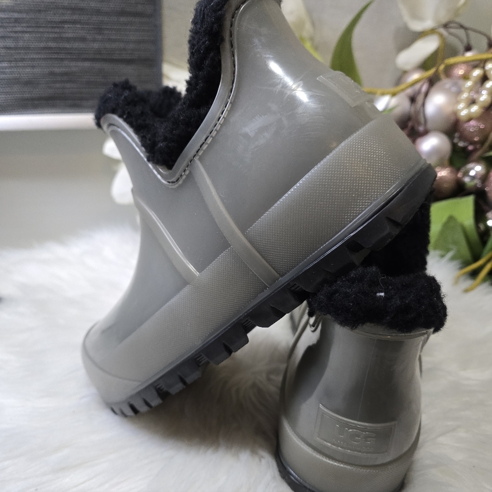 Ugg Raincloud Clear Waterproof  Women Boot Size9 New - Picture 5 of 5